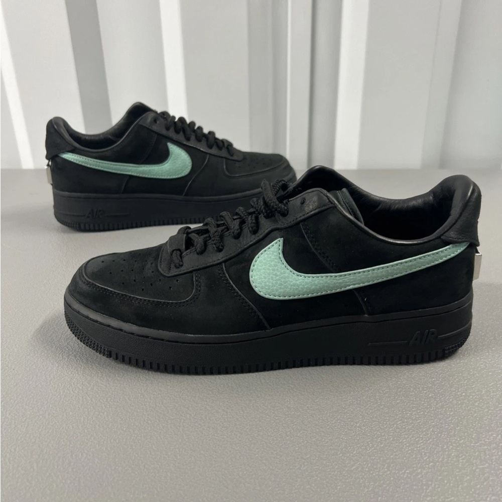 Nike Tiffany Air Force 1 Sz 11 USED